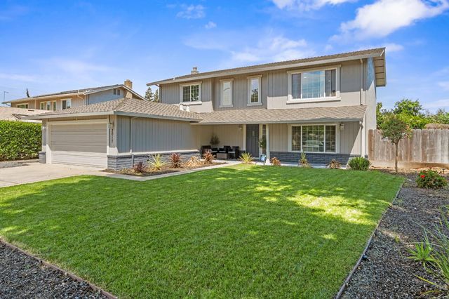 2017 Bridgewood Way, Modesto, CA 95355