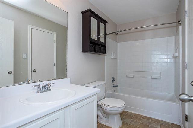 311 Quarter Ave, Buda, TX 78610