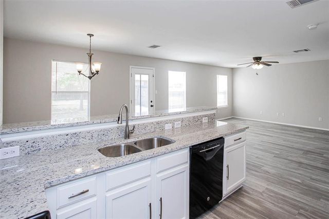 311 Quarter Ave, Buda, TX 78610