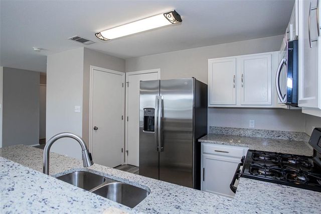 311 Quarter Ave, Buda, TX 78610