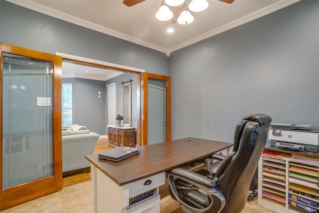 6329 Canyon Trail, Lake Worth, TX 76135