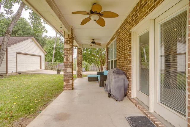 6329 Canyon Trail, Lake Worth, TX 76135