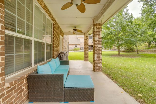 6329 Canyon Trail, Lake Worth, TX 76135