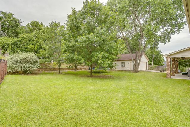 6329 Canyon Trail, Lake Worth, TX 76135