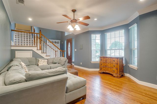 6329 Canyon Trail, Lake Worth, TX 76135