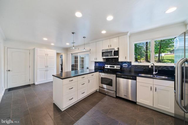 14820 PEACHWOOD DR, Silver Spring, MD 20905