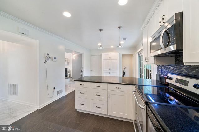 14820 PEACHWOOD DR, Silver Spring, MD 20905
