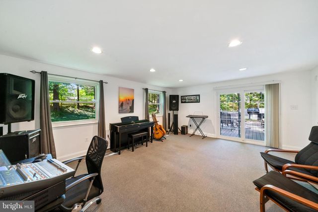 14820 PEACHWOOD DR, Silver Spring, MD 20905