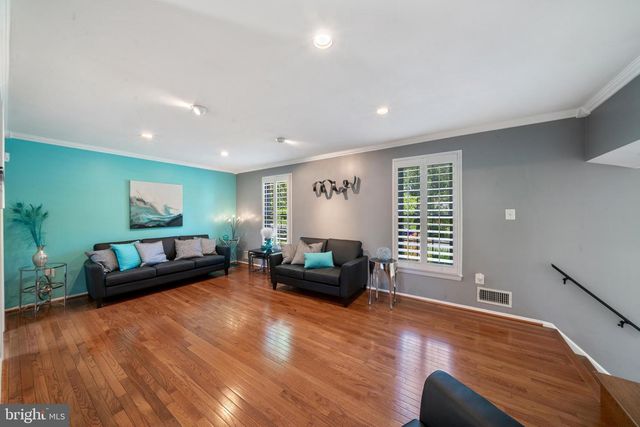 14820 PEACHWOOD DR, Silver Spring, MD 20905