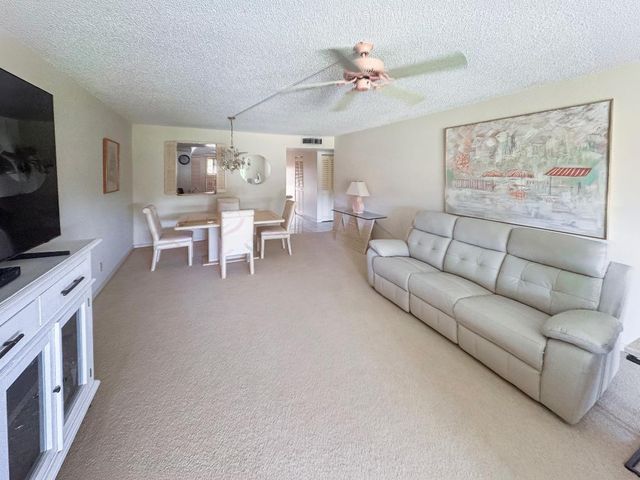 7561 NW 1st Street 207, Margate, FL 33063