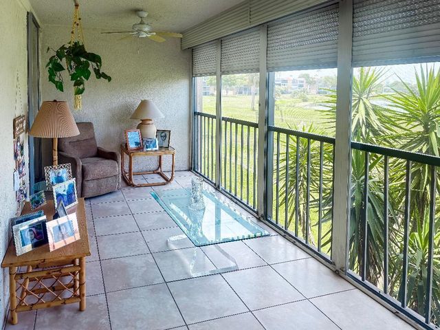 7561 NW 1st Street 207, Margate, FL 33063