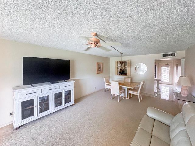 7561 NW 1st Street 207, Margate, FL 33063