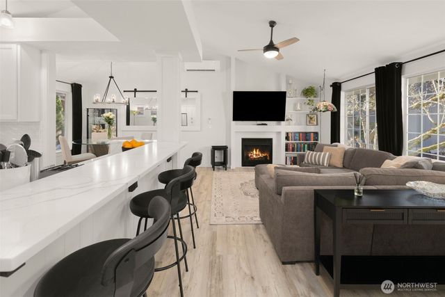 7917 71st Avenue NW, Gig Harbor, WA 98335