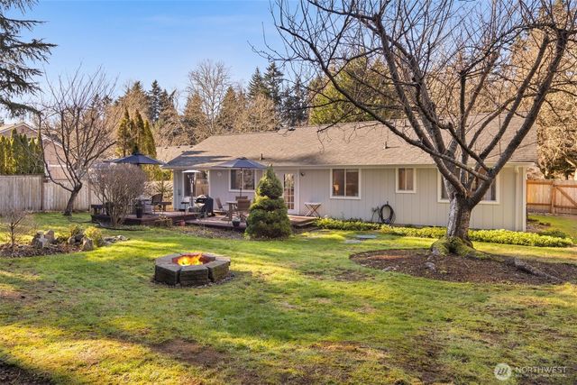 7917 71st Avenue NW, Gig Harbor, WA 98335