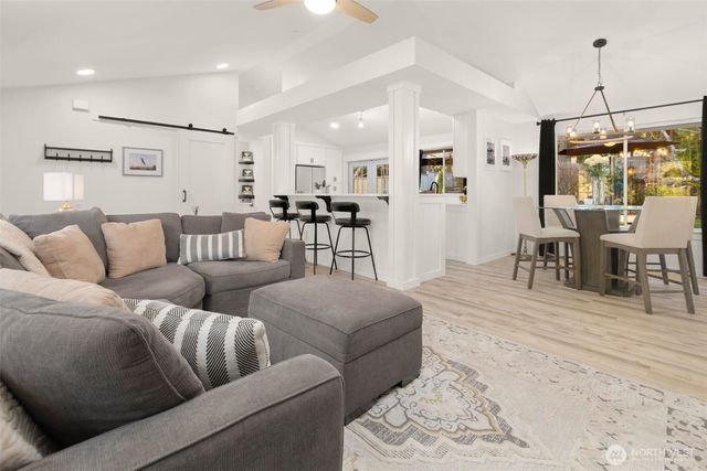 7917 71st Avenue NW, Gig Harbor, WA 98335