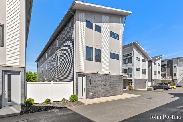 621 Fairview Avenue 1, Grand Rapids, MI 49503