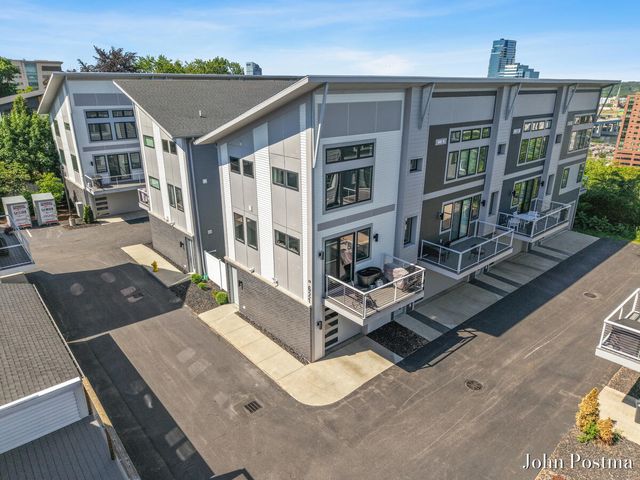 621 Fairview Avenue 1, Grand Rapids, MI 49503