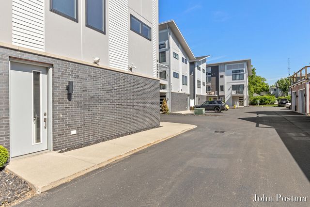 621 Fairview Avenue 1, Grand Rapids, MI 49503