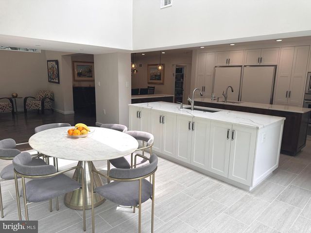 6005 NEILWOOD, North Bethesda, MD 20852