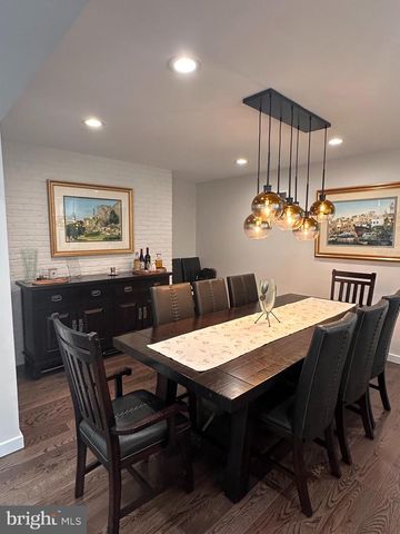 6005 NEILWOOD, North Bethesda, MD 20852