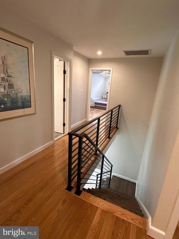 6005 NEILWOOD, North Bethesda, MD 20852