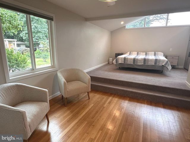 6005 NEILWOOD, North Bethesda, MD 20852