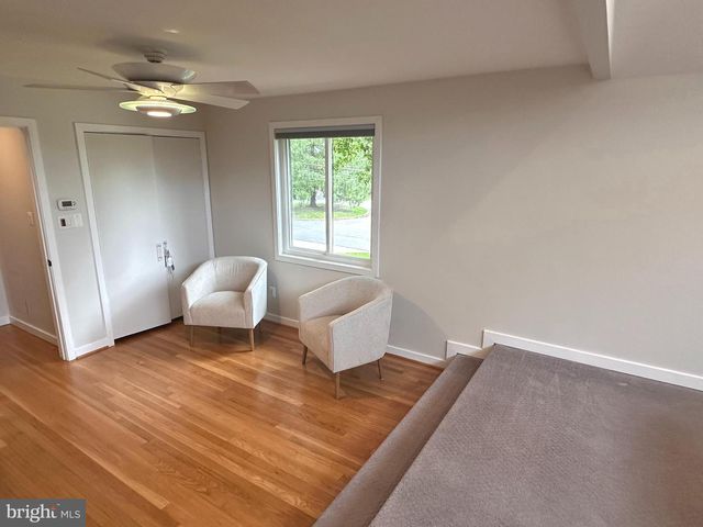 6005 NEILWOOD, North Bethesda, MD 20852