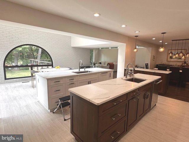 6005 NEILWOOD, North Bethesda, MD 20852