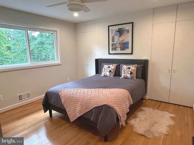6005 NEILWOOD, North Bethesda, MD 20852