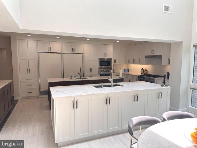 6005 NEILWOOD, North Bethesda, MD 20852