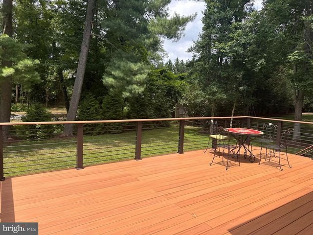 6005 NEILWOOD, North Bethesda, MD 20852