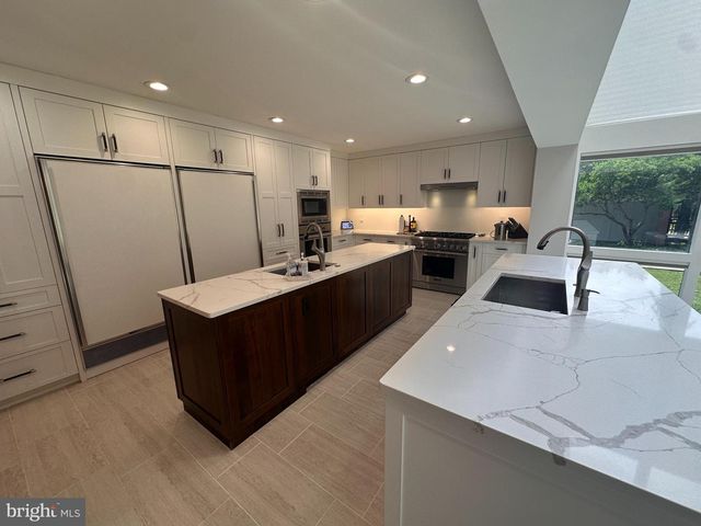 6005 NEILWOOD, North Bethesda, MD 20852