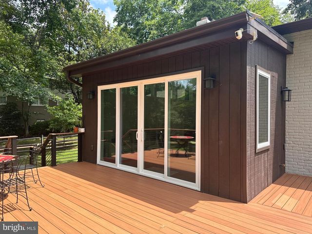 6005 NEILWOOD, North Bethesda, MD 20852