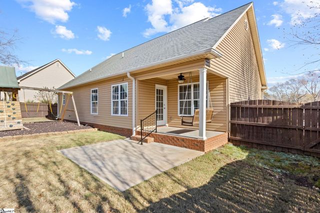 634 Secretariat Drive, Boiling Springs, SC 29316