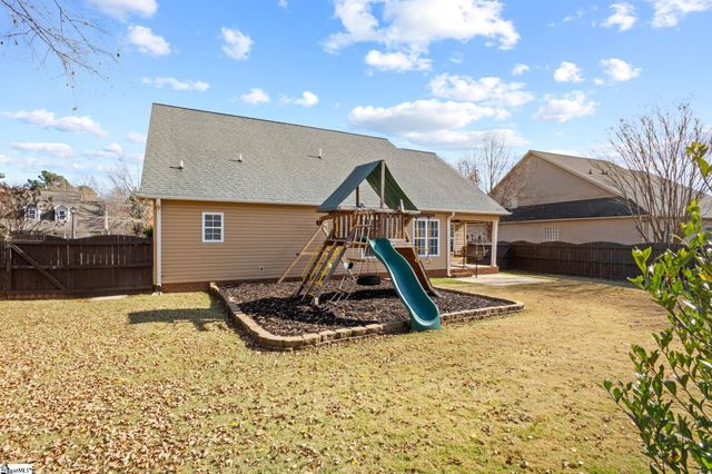 634 Secretariat Drive, Boiling Springs, SC 29316