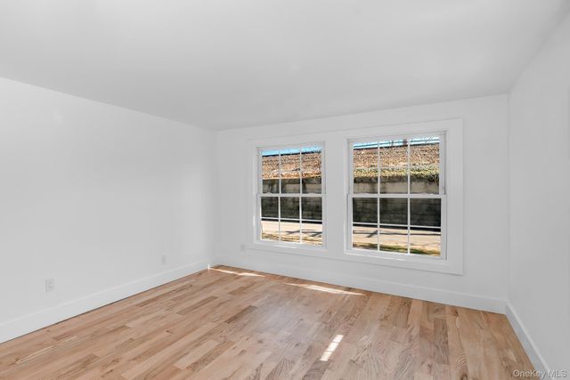 227 N Railroad Avenue, Babylon, NY 11702