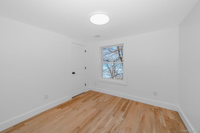 227 N Railroad Avenue, Babylon, NY 11702