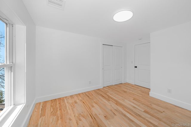 227 N Railroad Avenue, Babylon, NY 11702