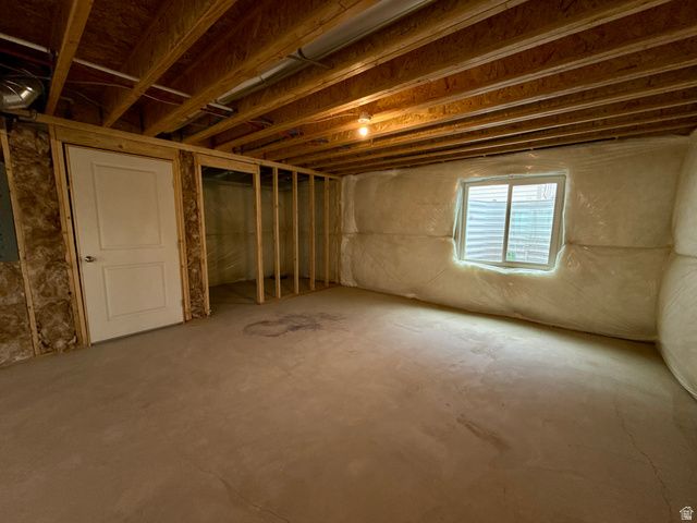 2775 S PATRICIA DR, Magna, UT 84044