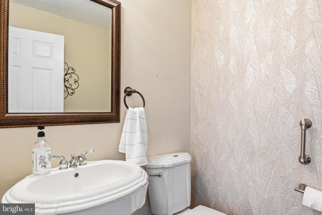 43276 JOHN DANFORTH CT, Ashburn, VA 20147