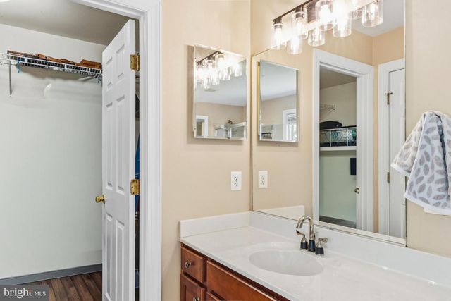 43276 JOHN DANFORTH CT, Ashburn, VA 20147