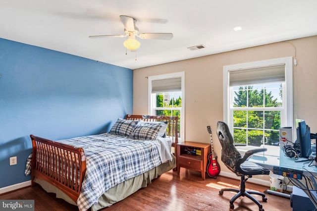 43276 JOHN DANFORTH CT, Ashburn, VA 20147