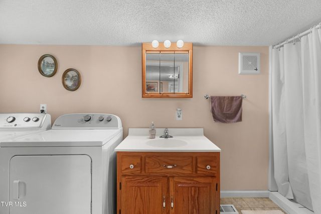 2218 Rebel Hollow Road, Tazewell, TN 37879