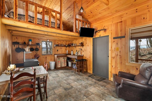 2218 Rebel Hollow Road, Tazewell, TN 37879