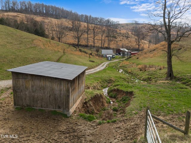 2218 Rebel Hollow Road, Tazewell, TN 37879