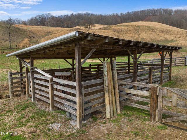 2218 Rebel Hollow Road, Tazewell, TN 37879