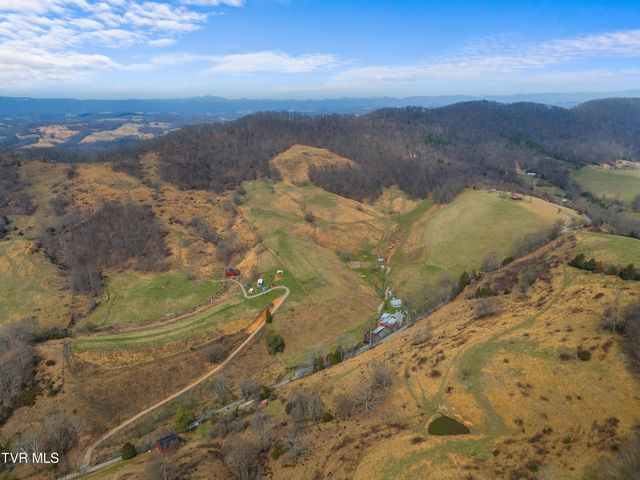 2218 Rebel Hollow Road, Tazewell, TN 37879