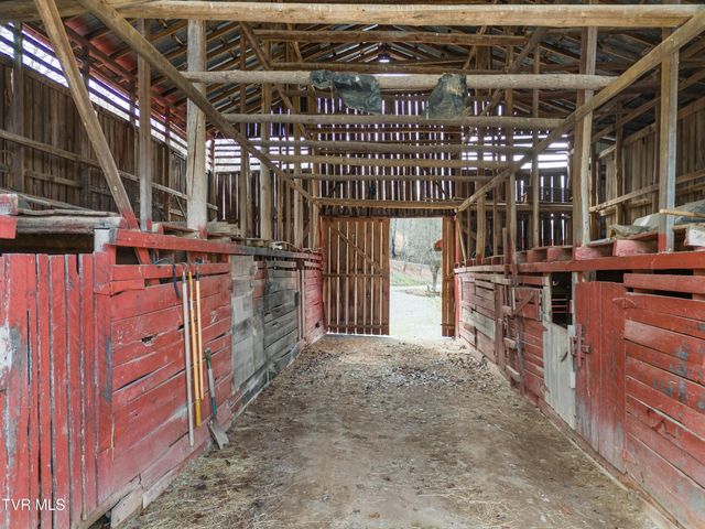 2218 Rebel Hollow Road, Tazewell, TN 37879