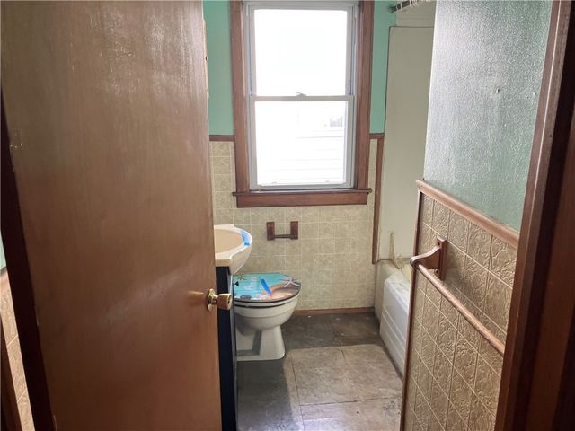 56 Howard Avenue, Binghamton, NY 13904