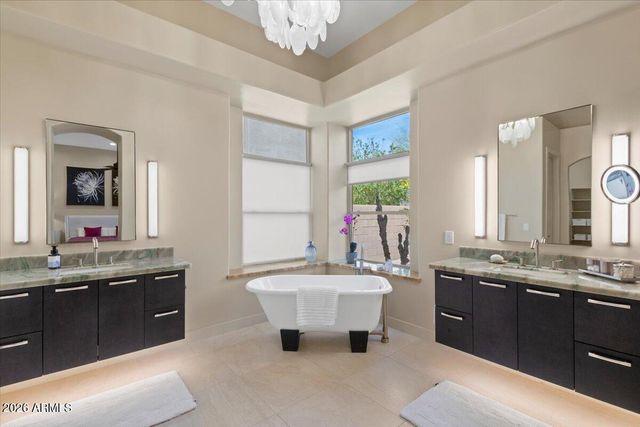 33667 N 78th Place, Scottsdale, AZ 85266